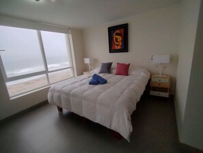 Bed,Bedroom
