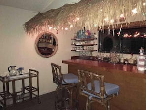 Bar (en la propiedad)
