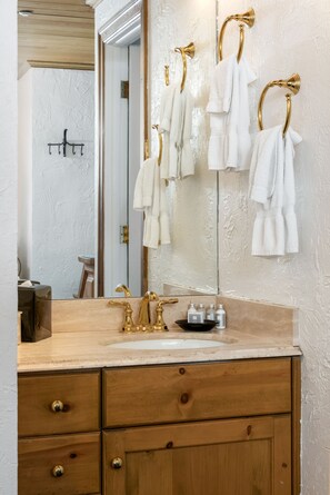 Bathroom Vanity