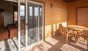 Ulkoruokailutilat