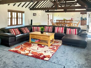 Living area | Rowdecroft Farm Cottage, Rowde