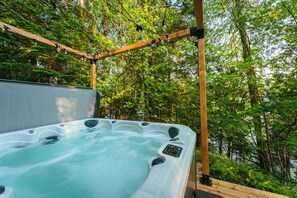 Bain à remous extérieur