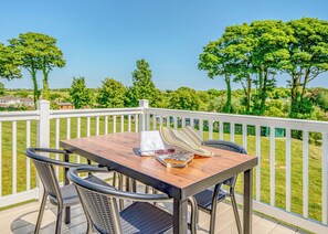 Kingfisher Pet - Meadow Lakes Holiday Park, Nr St Austell