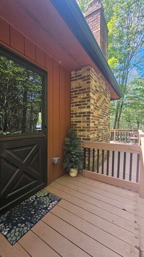 2nd floor entrance