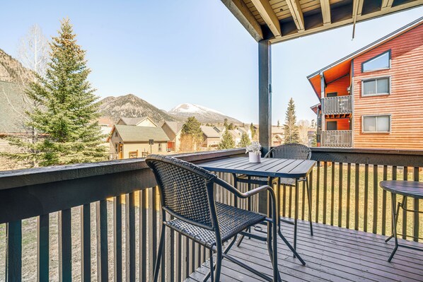 Frisco Vacation Rental | 1BR | 1BA | 594 Sq Ft | Flight of Stairs to Enter