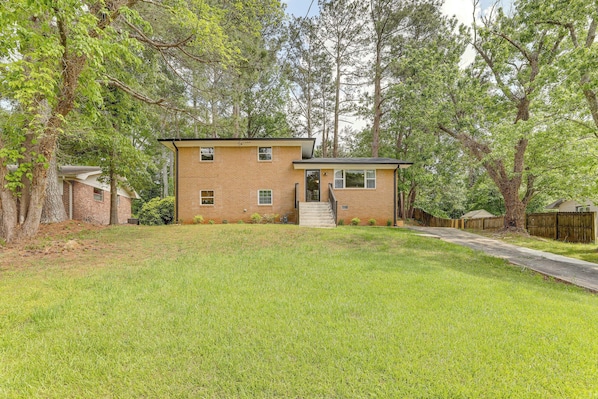 Decatur Vacation Rental | 3BR | 2BA | 1,800 Sq Ft | Stairs Required