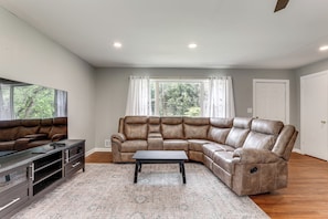 Living Room | Main Level | Flat-Screen TV | Central Heating & A/C | Free WiFi