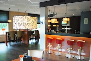 Bar (in der Unterkunft)