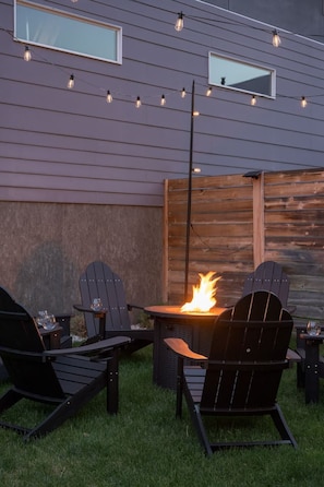 Lounge under the stars by the fire pit