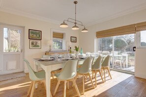 Separate dining room