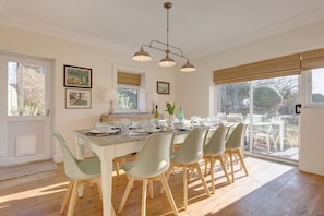 Separate dining room