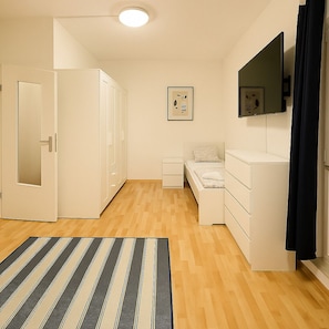 Schlafzimmer (1)
