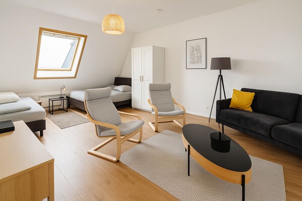 Schlafzimmer (1)