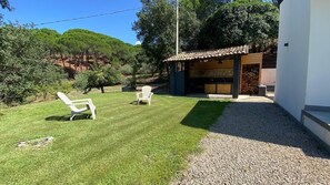 Natural landscape,BBQ facilities,Garden,Garden view,Area and facilities