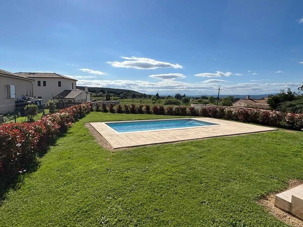 Vue sur piscine
