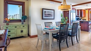 Bright and cheerful dining in your abode at Ko Olina Beach Villas B609.
