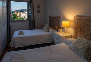 Wake Up to Puente Nuevo – Iconic Views from Your Bed
