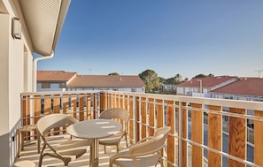 Step outside to your private balcony, where you can enjoy morning coffee surrounded by fresh air and views of the picturesque surroundings.