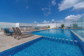 Rooftop pool