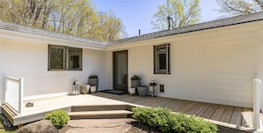 Main Entrance & Deck