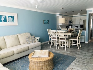 living room dining area