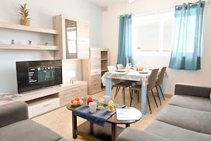Wohn- und Esszimmer