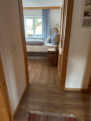 Gästehaus Rita (DE Reit im Winkl) - Stöcker Udo und Claudia - 8324-2 Zimmer Wohnung - 1. Stock