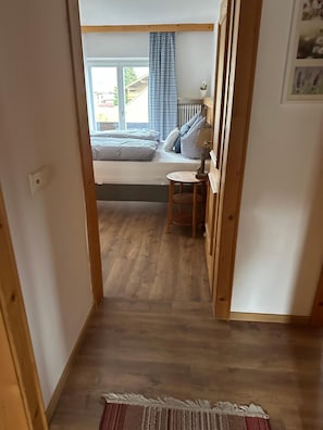 Gästehaus Rita (DE Reit im Winkl) - Stöcker Udo und Claudia - 8324-2 Zimmer Wohnung - 1. Stock