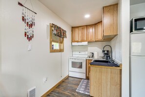 Kitchen | Drip Coffee Maker | Toaster | Blender | Cooking Basics