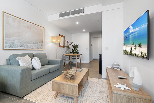 Studio/Living Area 