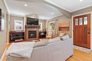 Sit on the couch and watch your favorite show, movie, or sports game while enjoying the ambiance of the gas fireplace!