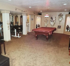 Game room