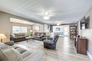 Living Room | 1st Floor | Central A/C & Heating | Flat-Screen TV