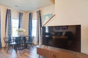 Dining Area | 1st Floor