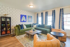 Living Room | Smart TV | Free WiFi | 1st Floor