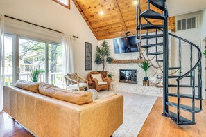 Living Room | 1st Floor | 2-Story Home | Central A/C & Heating