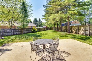 Patio & Yard