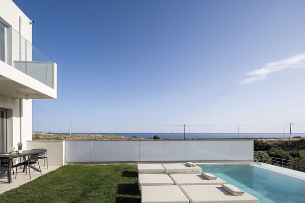 Dea Luna Villa Ι – A Retreat near the Sea