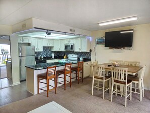 KITCHEN-AREA-ANGELFISH 109
