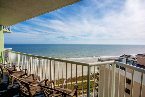 2. Oceanfront Two Bedroom Queen Condo H