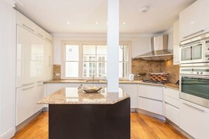 Open plan kitchen

