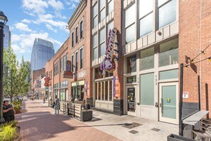 The building is right next to Broadway with some of Nashville's premier Honky-Tonks right across the street!