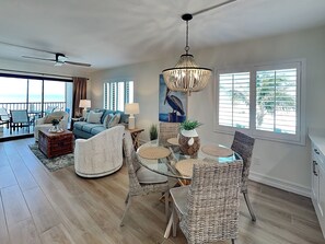 Dining Area that Comfortably Seats 4