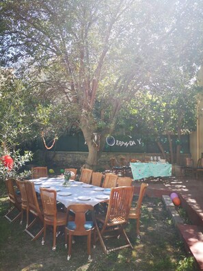 Outdoor dining
