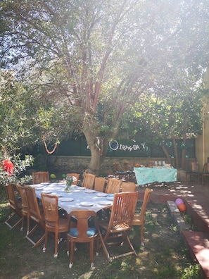 Outdoor dining