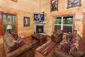 Sherwood Love To See You Again's cozy living area