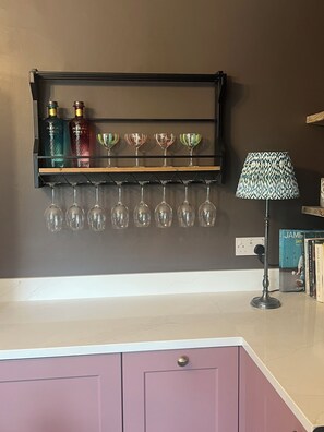 Gin Station