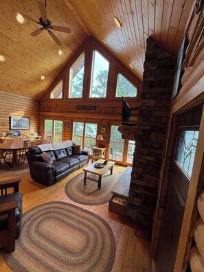 Living Room (2)