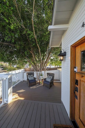 All are welcome here!!
This front area overlooks the beautiful green garden scapes and front yard where you will enter and exit during your stay.