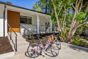Exterior & Bikes!